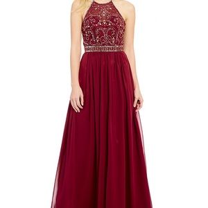 ❤️Burgundy Prom Dress with Beaded Bodice❤️